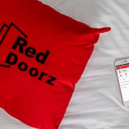 Reddoorz Near Mangga Dua Square Ξενοδοχείο Τζακάρτα Εξωτερικό φωτογραφία