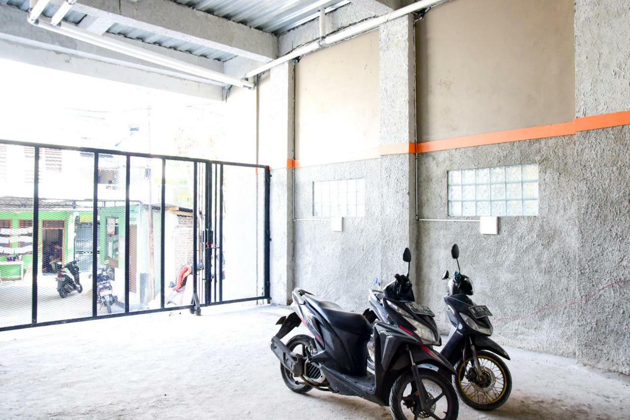 Reddoorz Near Mangga Dua Square Ξενοδοχείο Τζακάρτα Εξωτερικό φωτογραφία